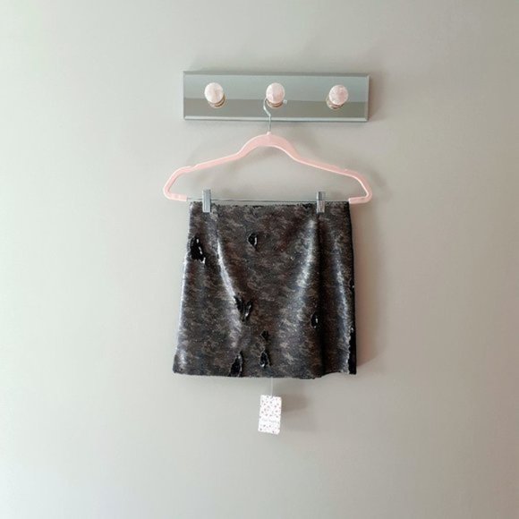 NWT Free People sequin camo print mini skirt, 0 - Picture 6 of 8